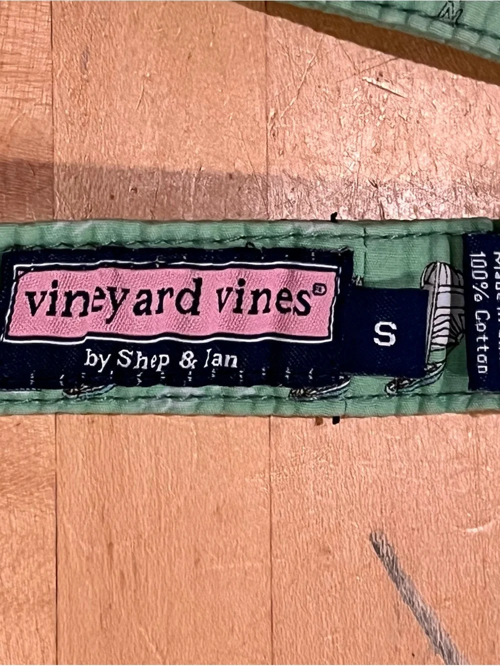 Vineyard Vines Small D-ring belt sailboat